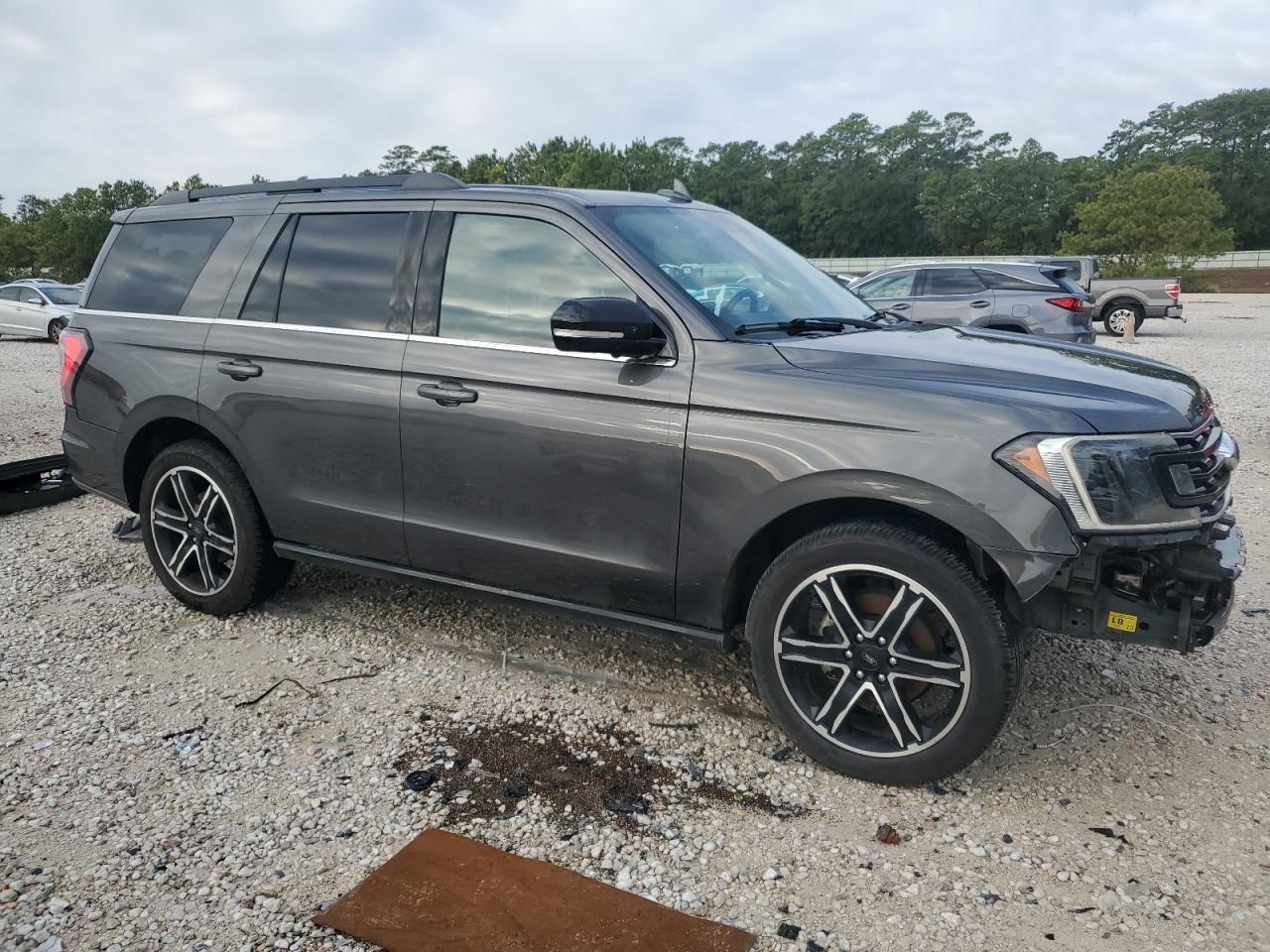 2020 Ford Expedition Limited - Image 4