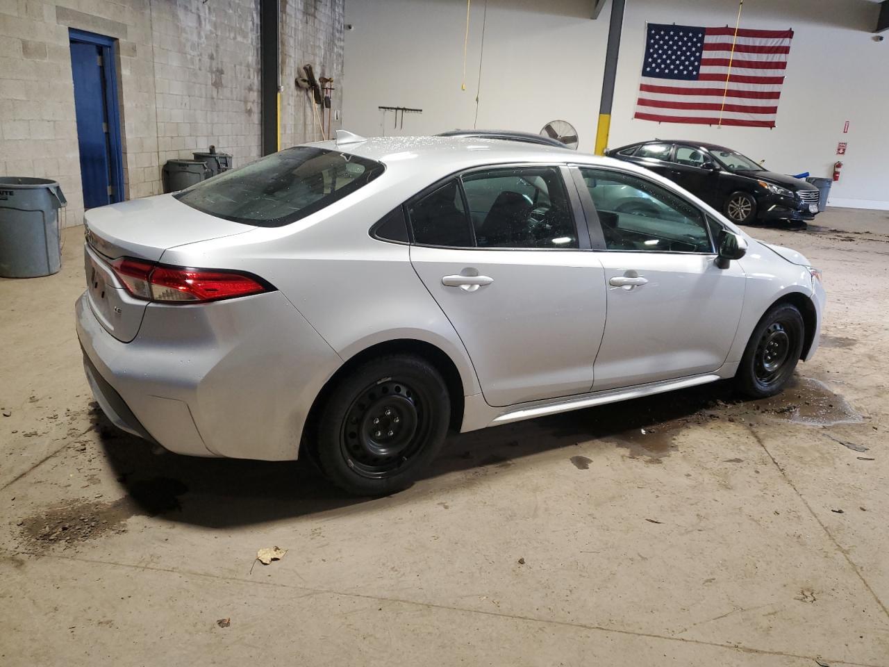 2022 Toyota Corolla Le - Фото 3