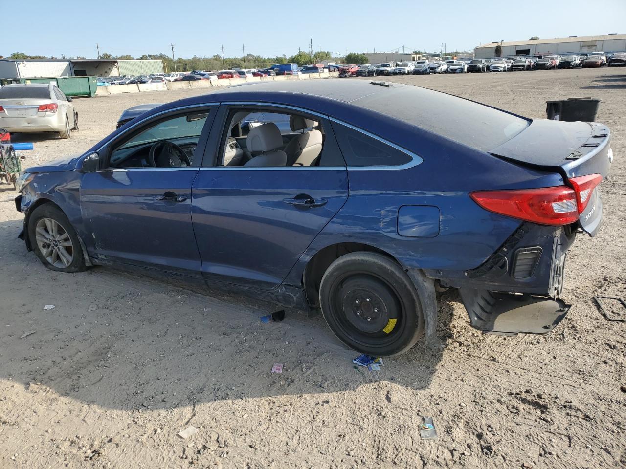2015 Hyundai Sonata Se - Image 2