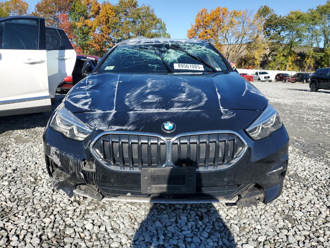 2021 BMW 228Xi - Фото 5