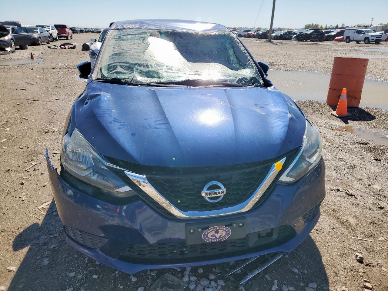 2019 Nissan Sentra S - Image 5