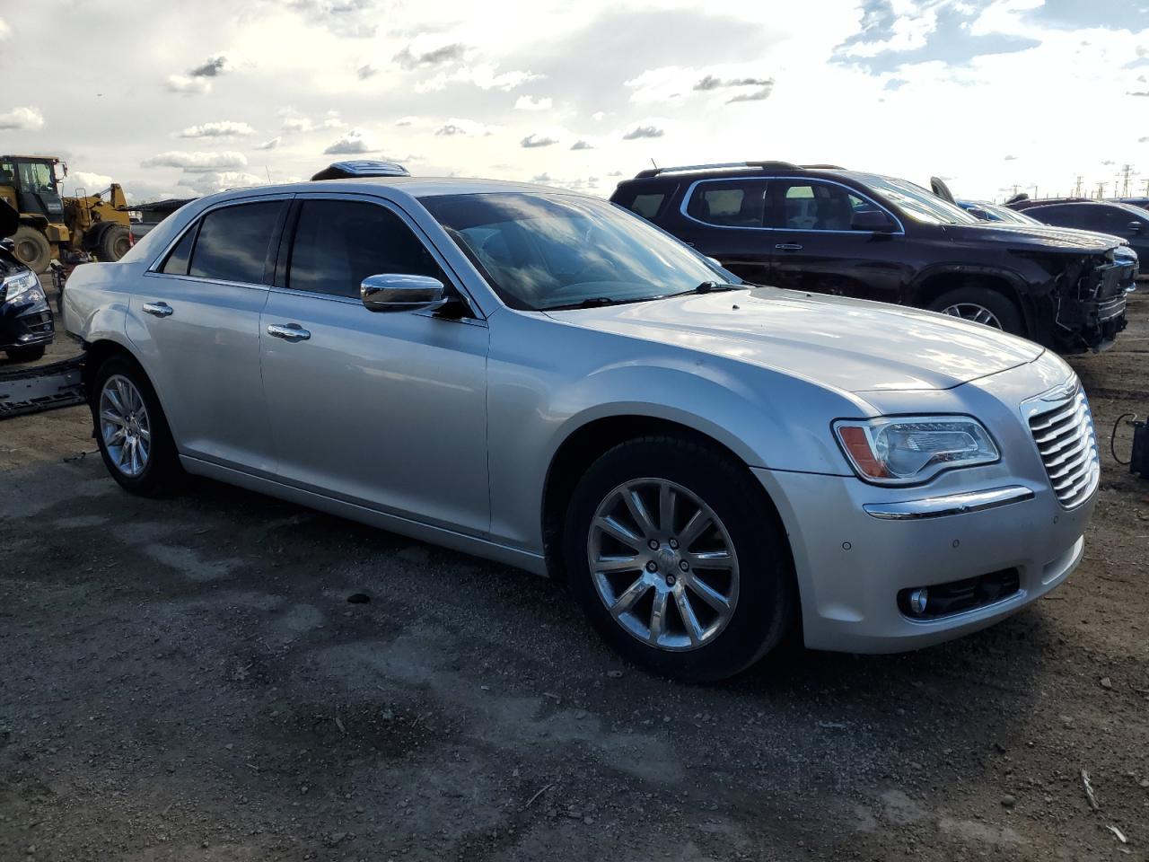 2012 Chrysler 300 Limited - Image 4