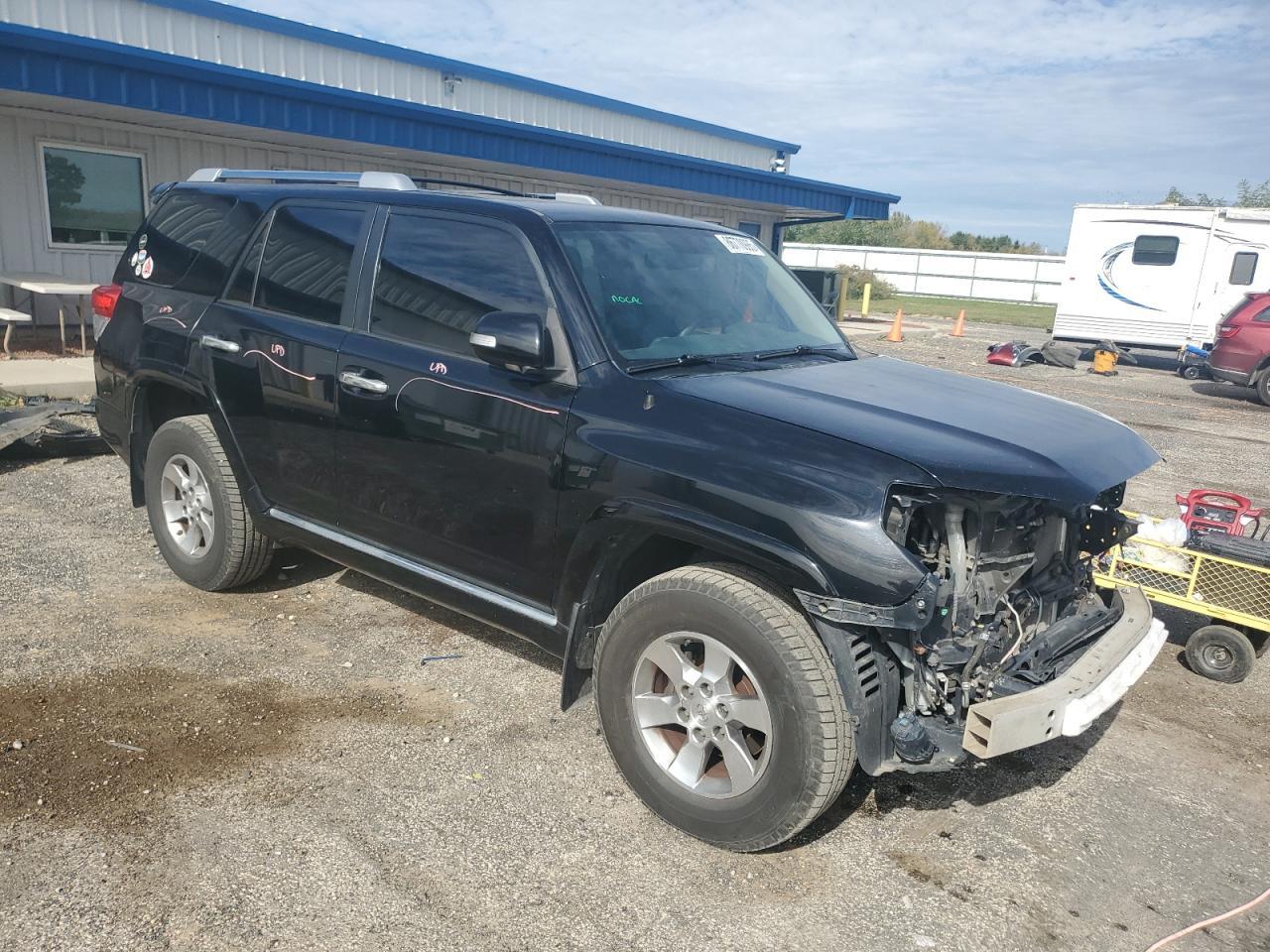 2011 Toyota 4Runner Sr5 - Image 4