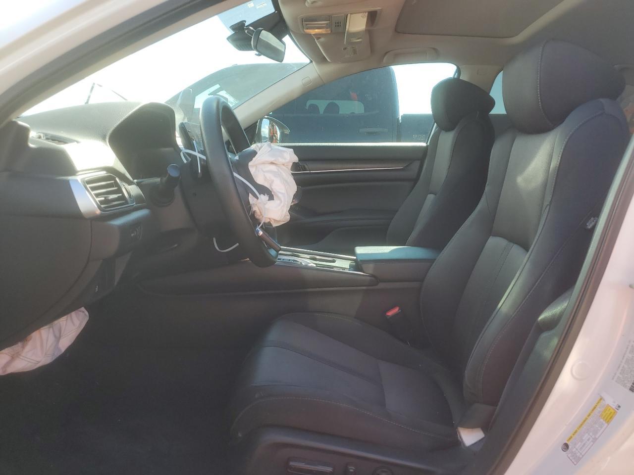 2019 Honda Accord Hybrid Ex - Image 7