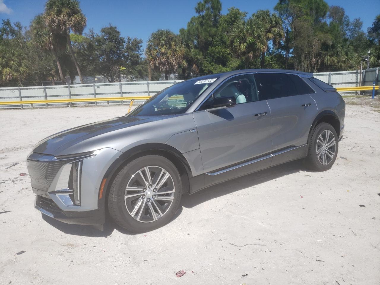 2025 Cadillac Lyriq Luxury