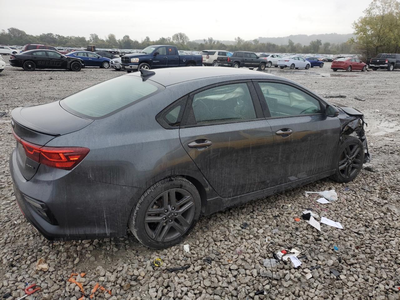 2021 Kia Forte Gt Line - Фото 3