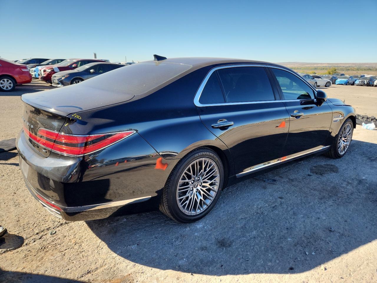2021 Genesis G90 Ultimate - Фото 3
