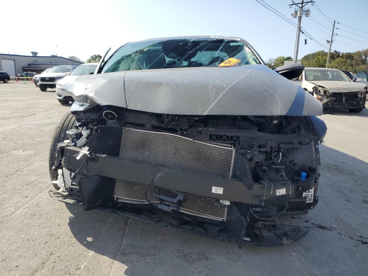2024 Hyundai Elantra Sel - Image 5