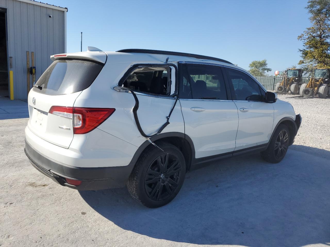 2022 Honda Pilot Se - Фото 3