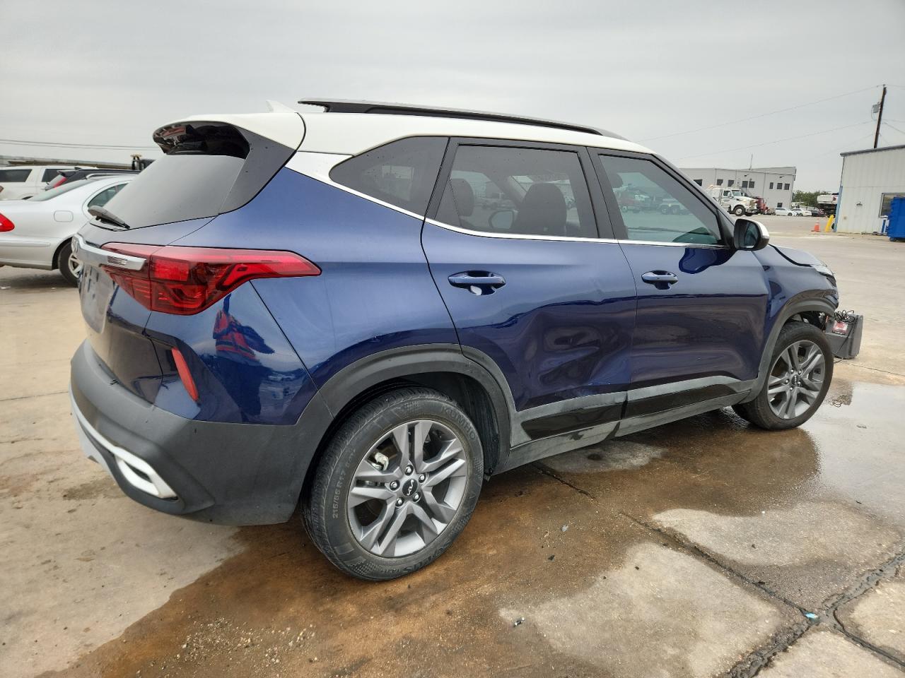 2023 Kia Seltos S - Фото 3