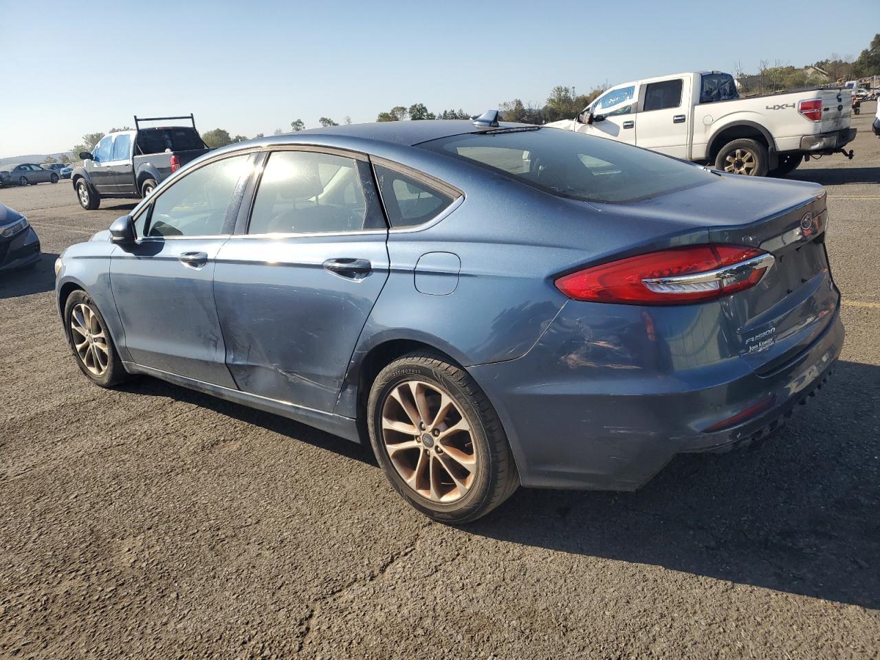 2019 Ford Fusion Se - Фото 2