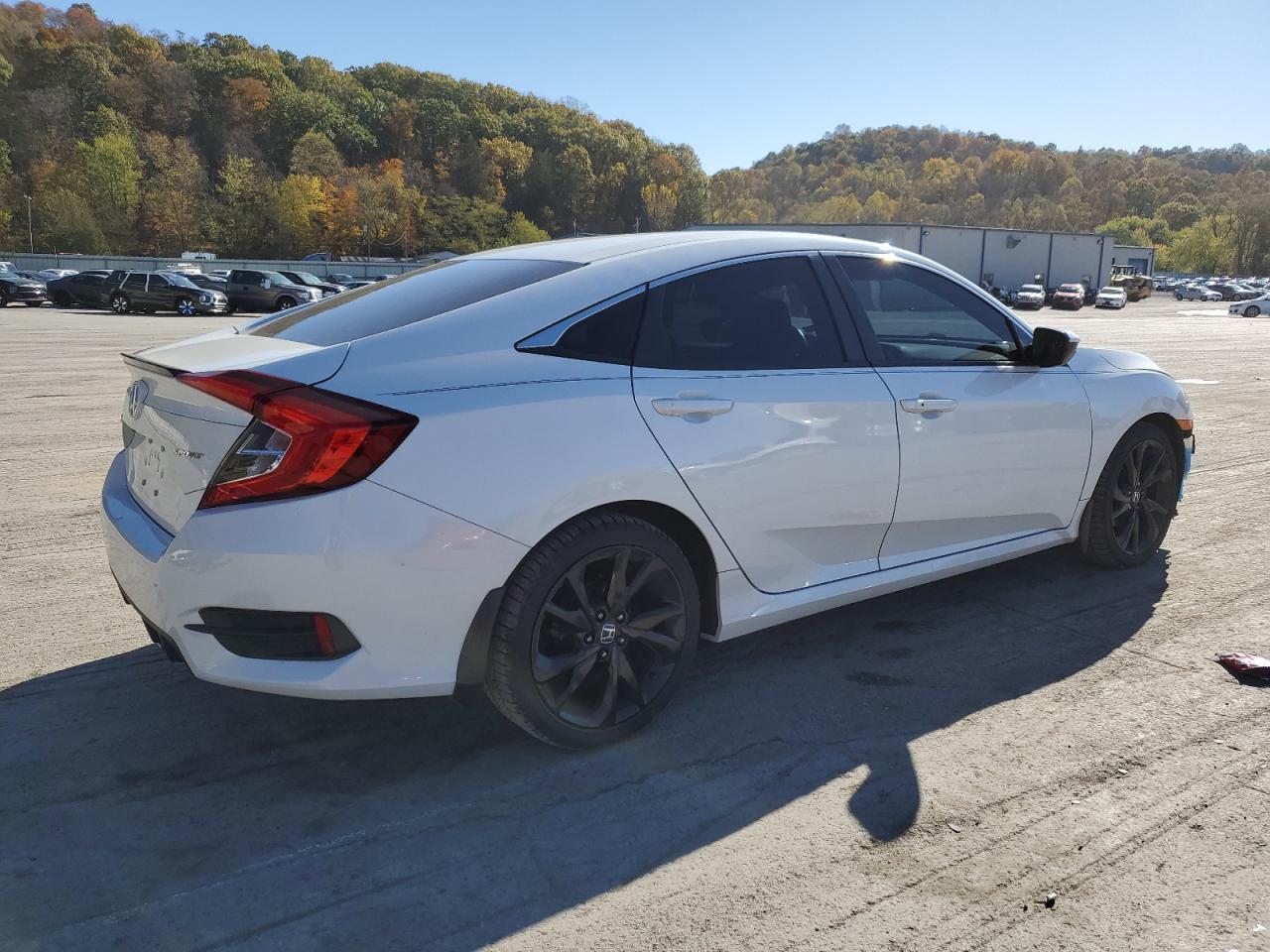 2020 Honda Civic Sport - Фото 3