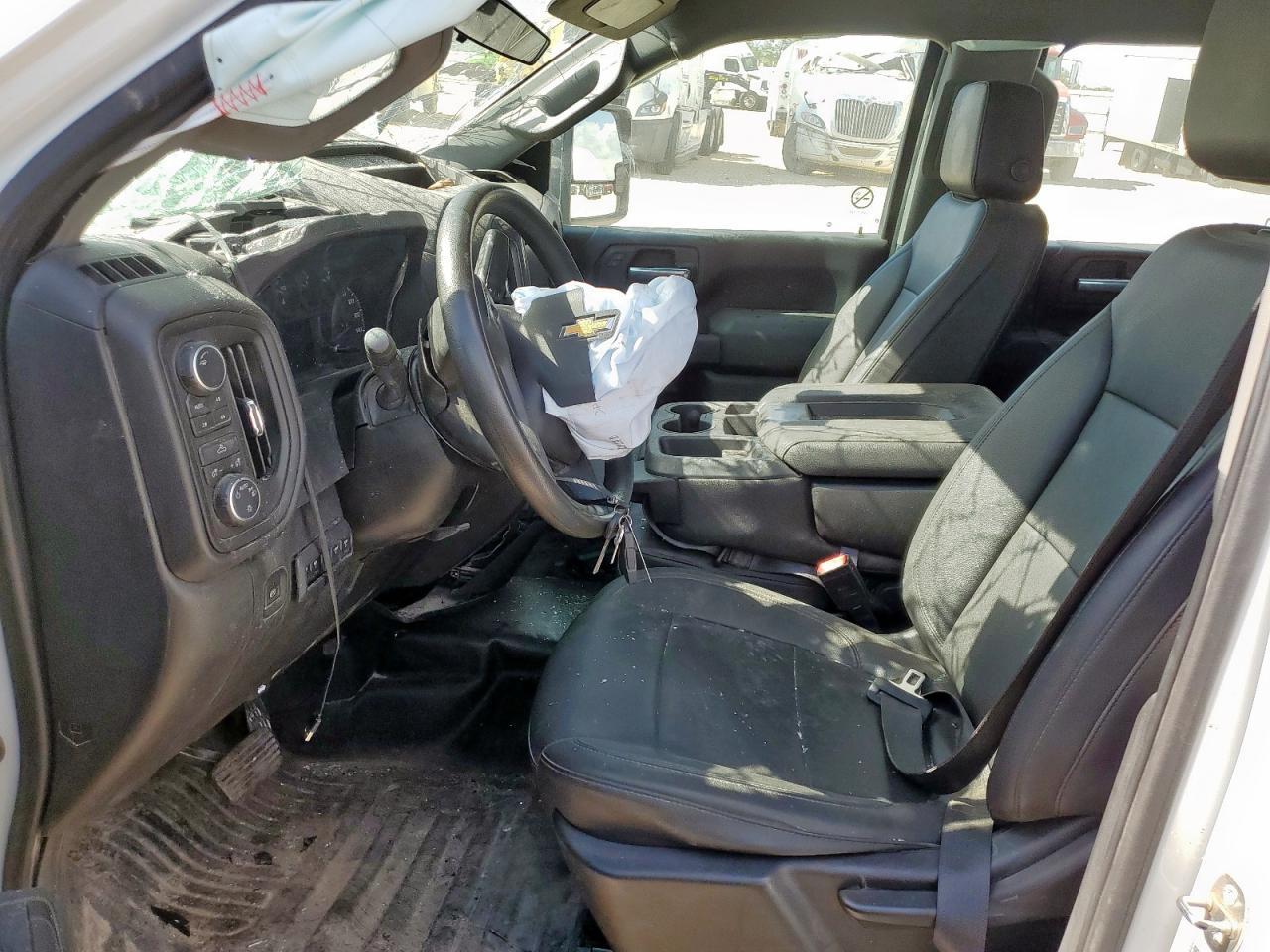 2023 Chevrolet Silverado K3500 - Фото 7