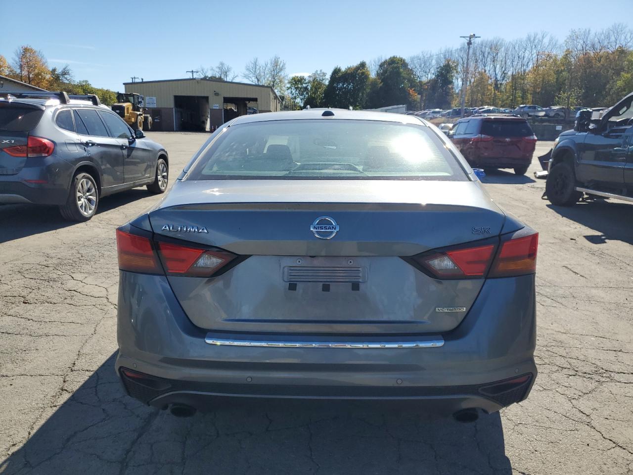 2022 Nissan Altima Sr - Фото 6