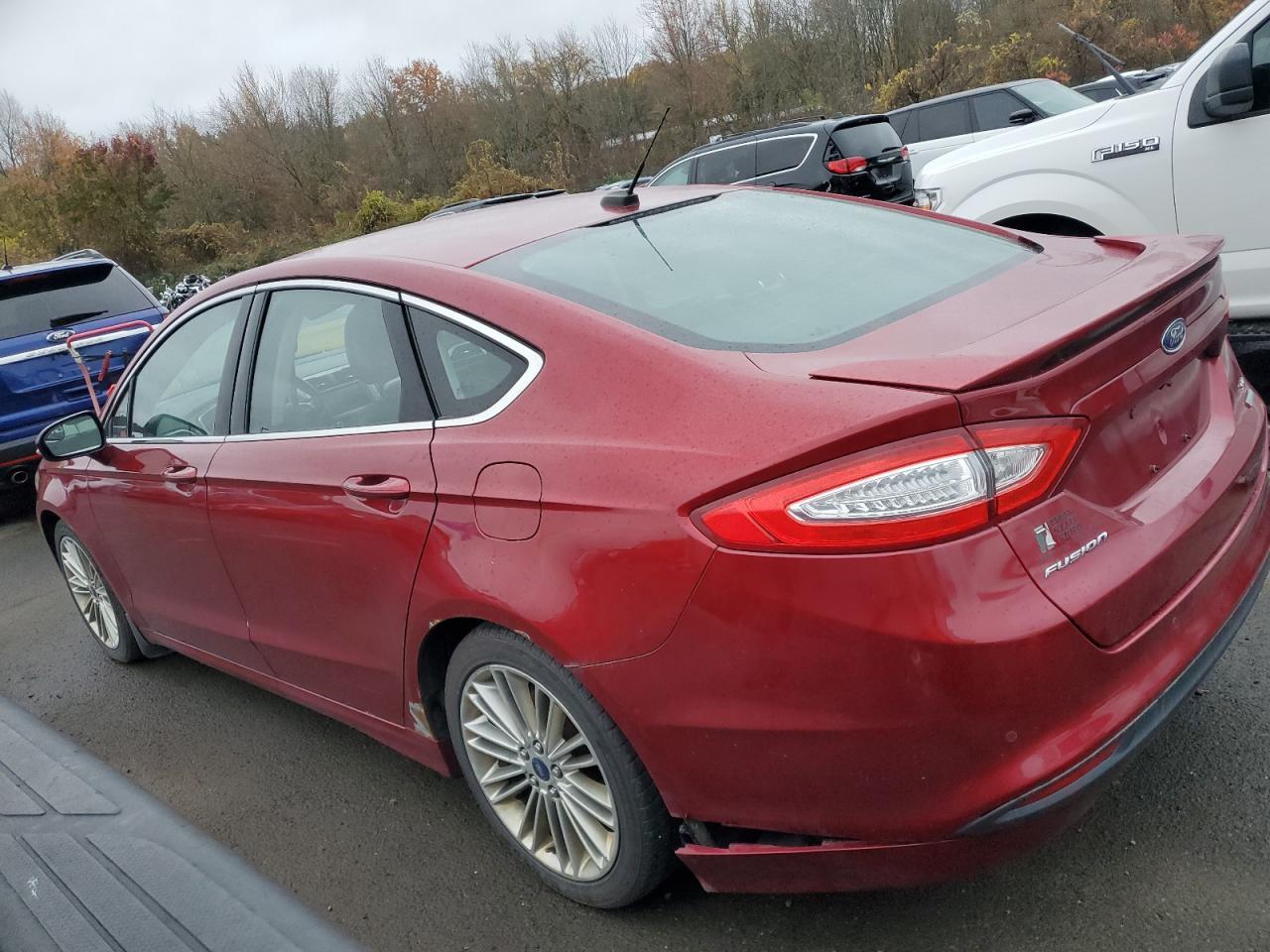 2015 Ford Fusion Se - Image 2