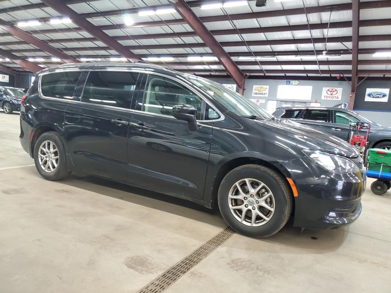 2021 Chrysler Voyager Lxi - Фото 4