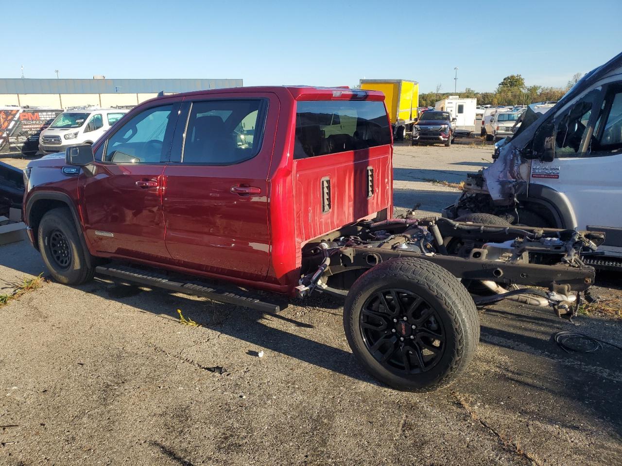 2024 GMC Sierra K1500 Elevation - Фото 2