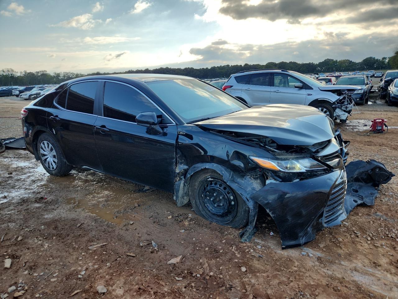 2019 Toyota Camry L - Image 4