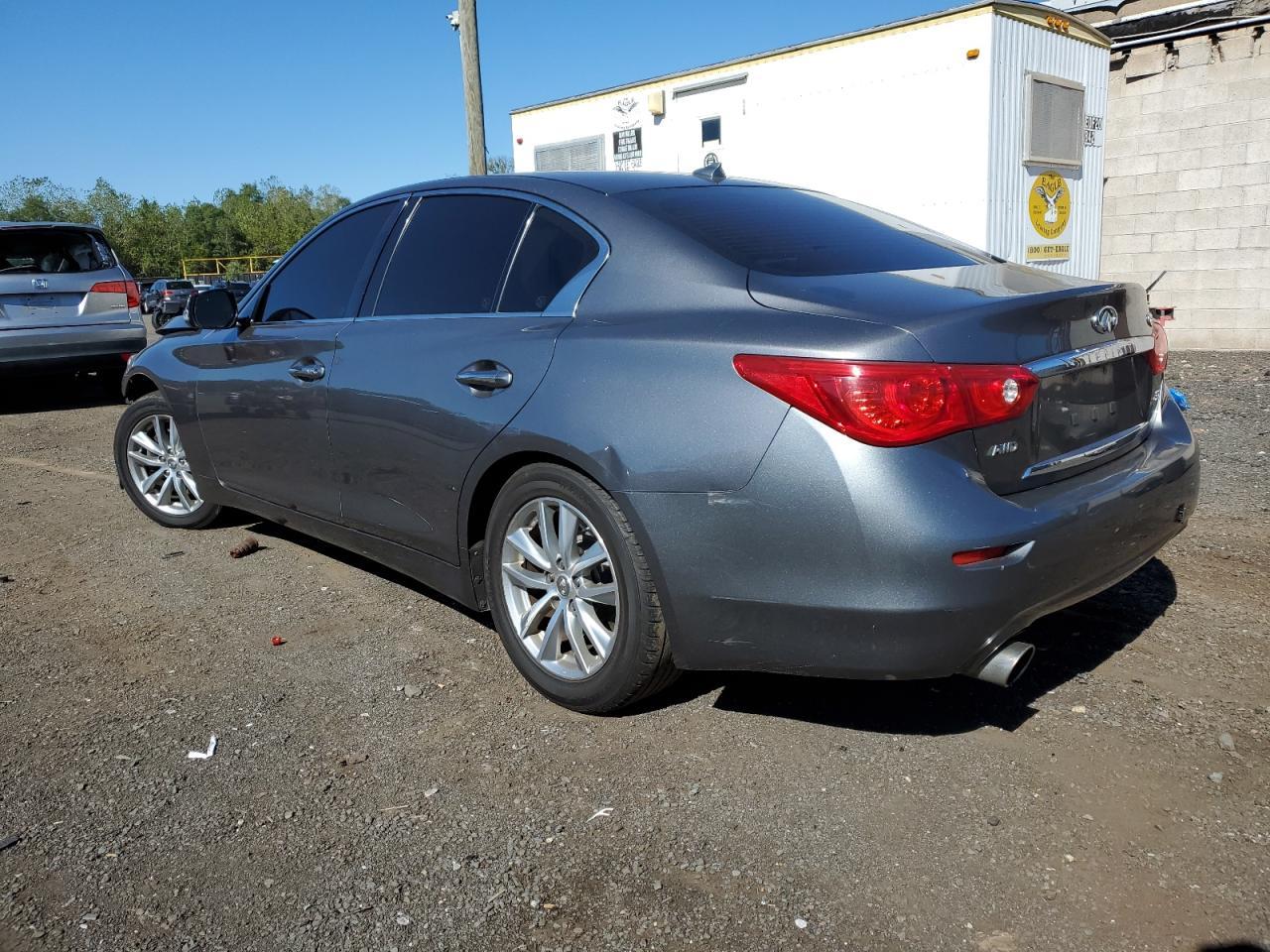 2015 Infiniti Q50 Base - Фото 2