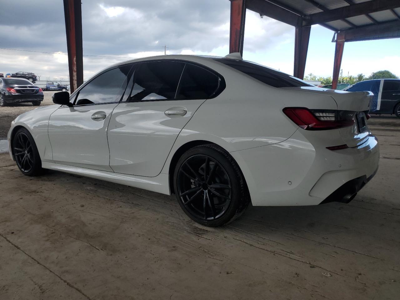 2021 BMW 330I - Image 2