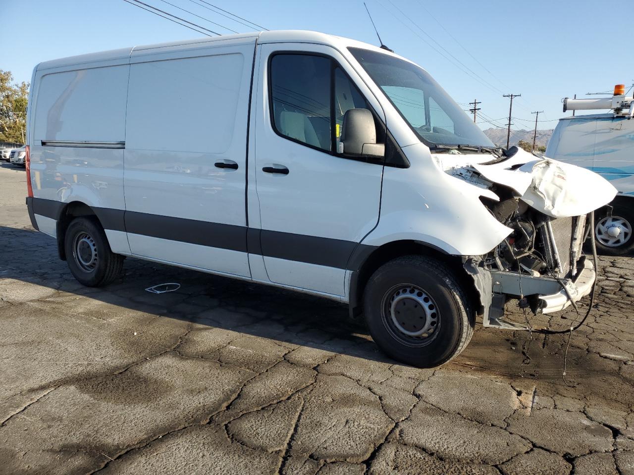 2023 Mercedes-Benz Sprinter 2500 - Фото 4