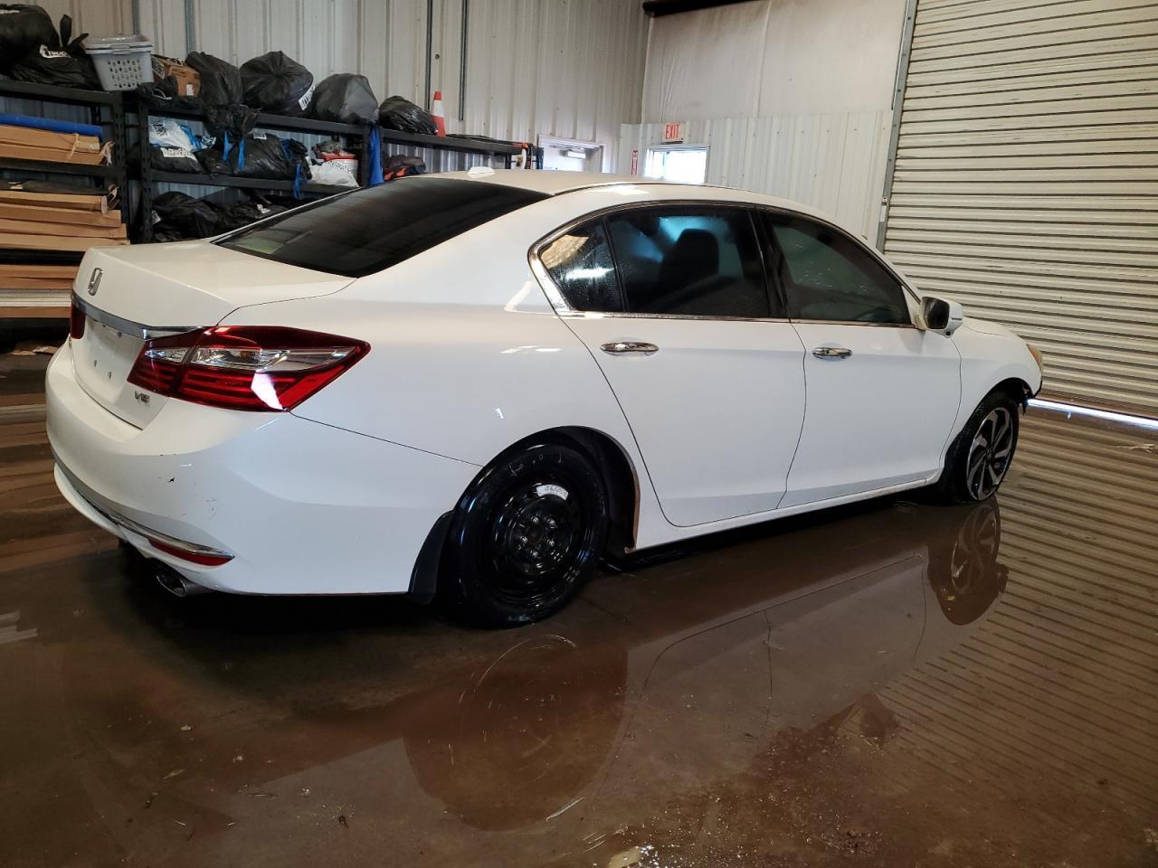 2017 Honda Accord Exl - Image 3