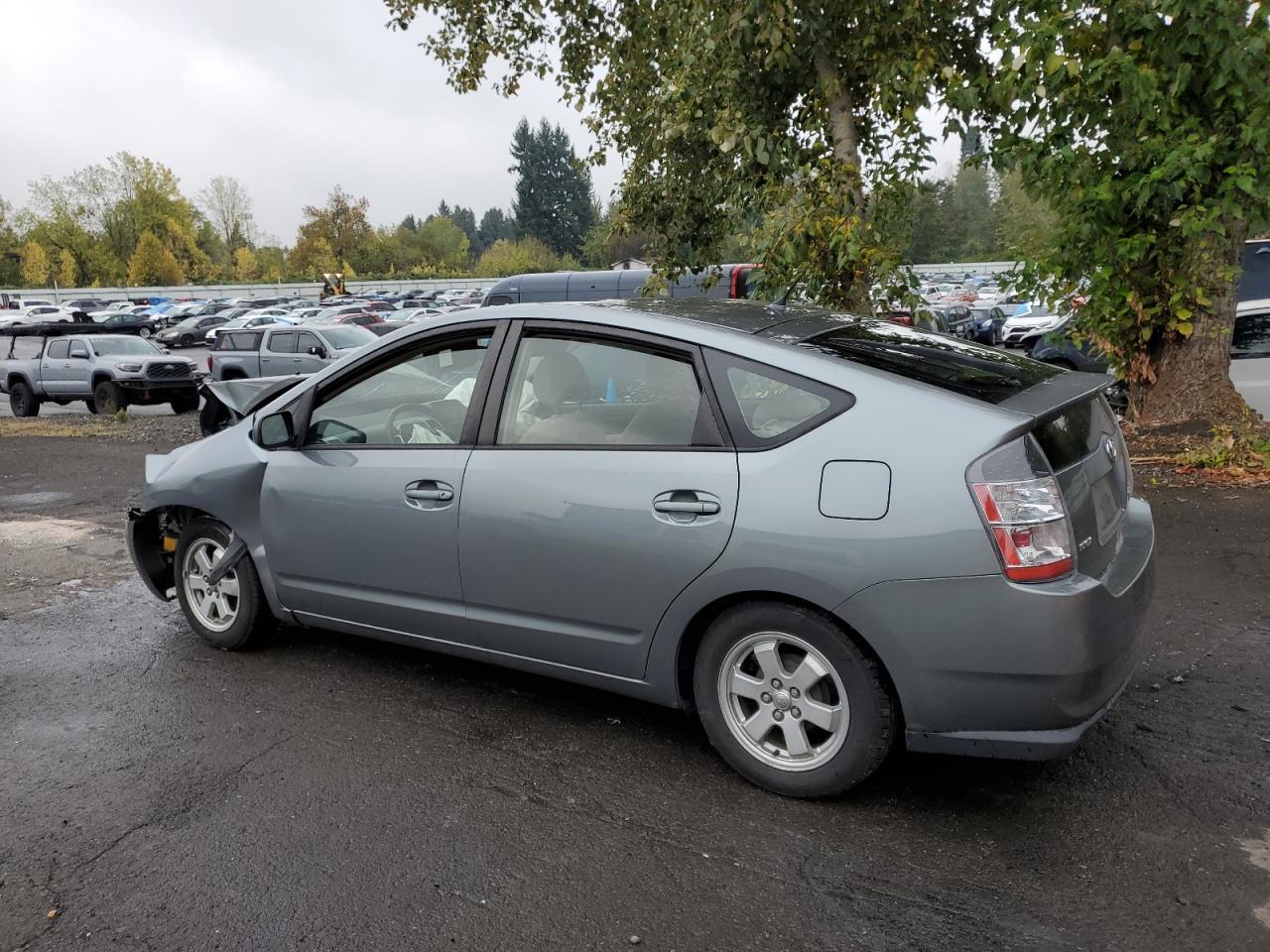 2004 Toyota Prius - Фото 2