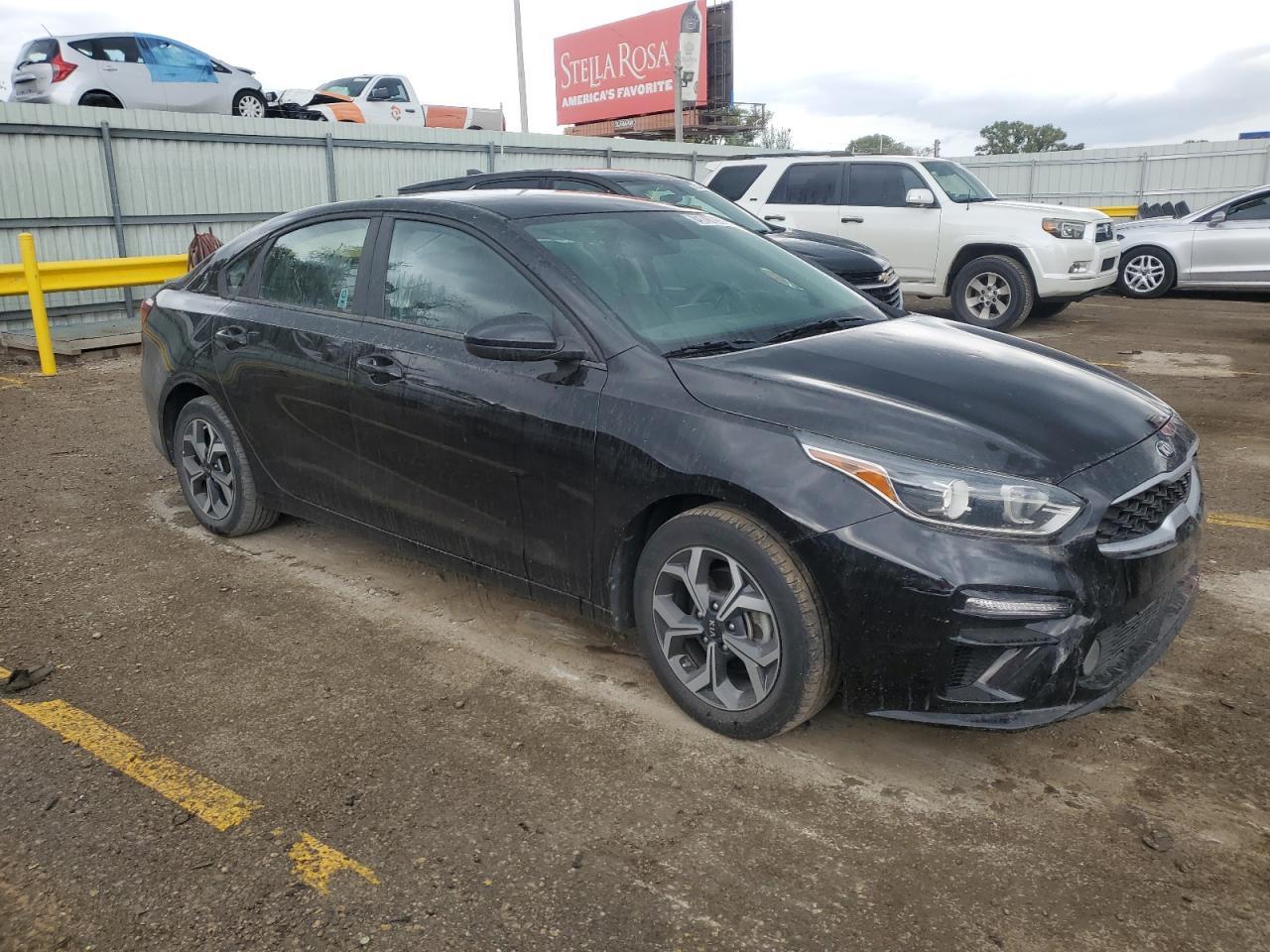 2021 Kia Forte Fe - Фото 4