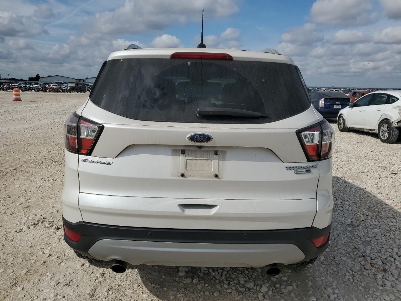 2017 Ford Escape Titanium - Фото 6