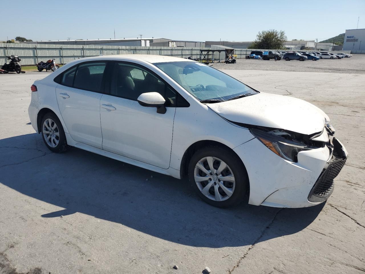 2022 Toyota Corolla Le - Фото 4