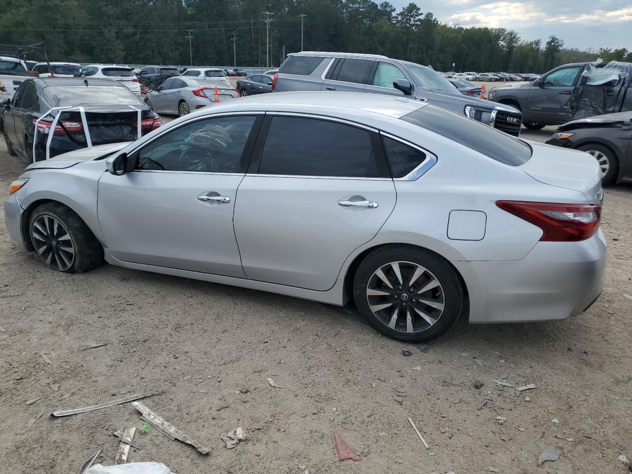 2018 Nissan Altima 2.5 - Фото 2