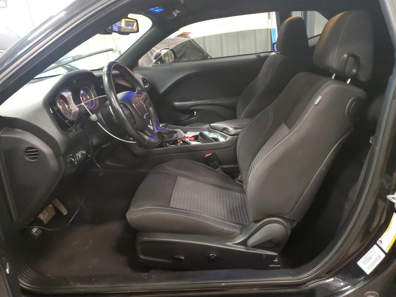 2015 Dodge Challenger Sxt - Image 7