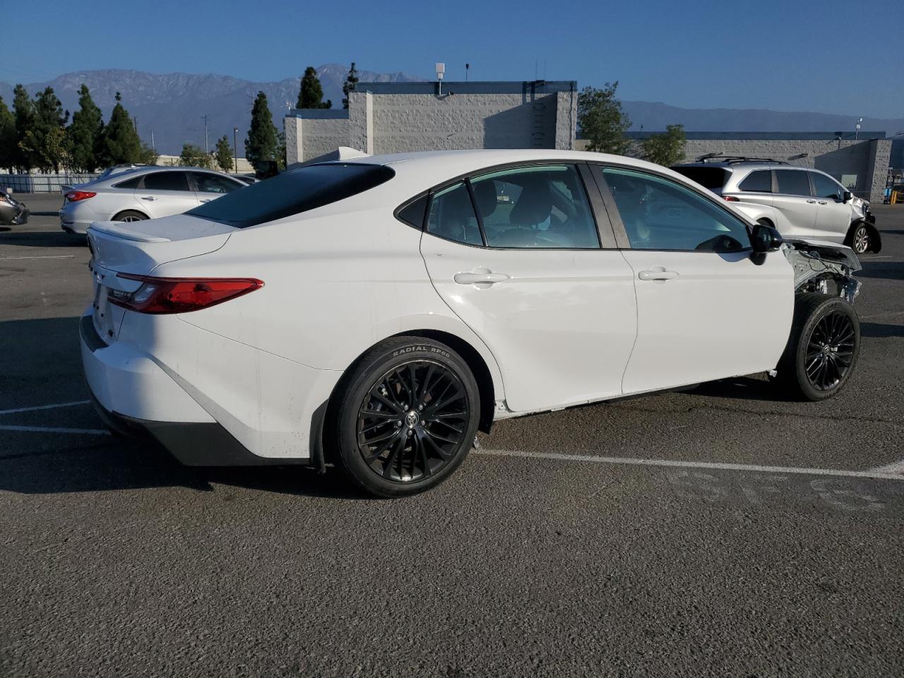 2025 Toyota Camry Xse - Image 3