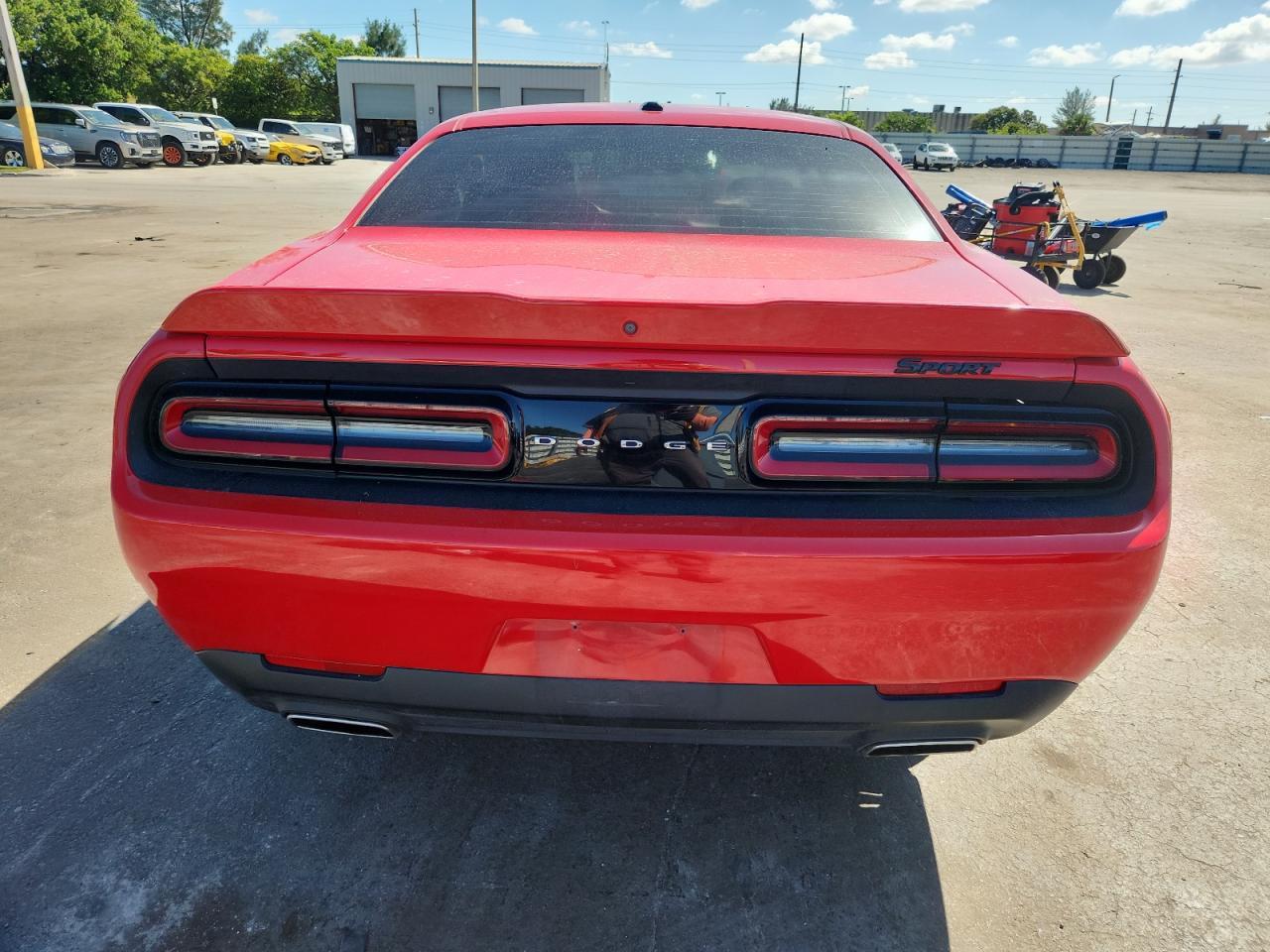 2019 Dodge Challenger Sxt - Image 6