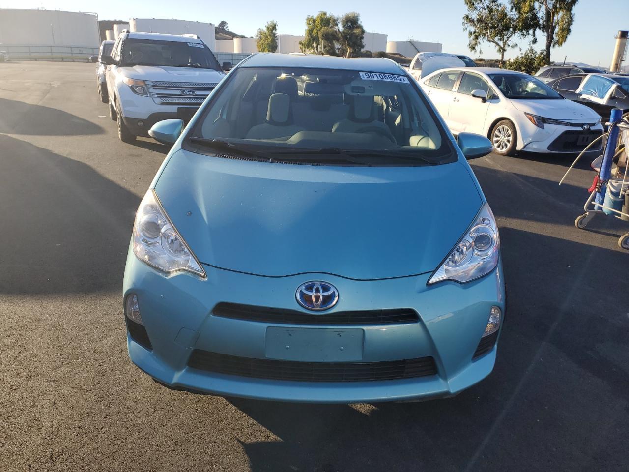 2013 Toyota Prius - Image 5