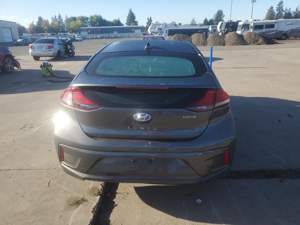 2020 Hyundai Ioniq Se - Image 6