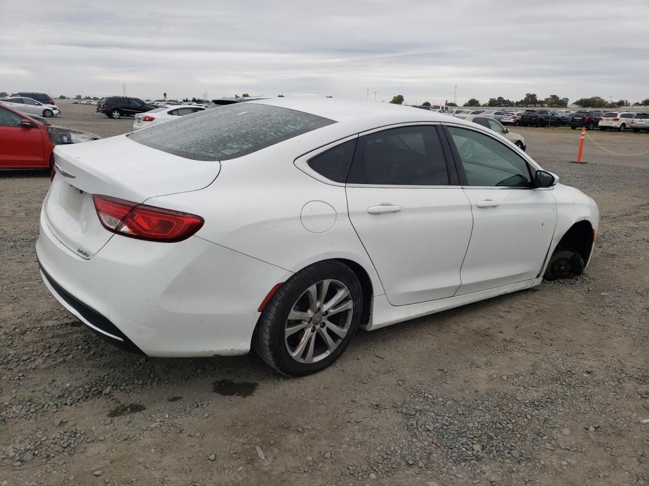 2016 Chrysler 200 Limited - Image 3