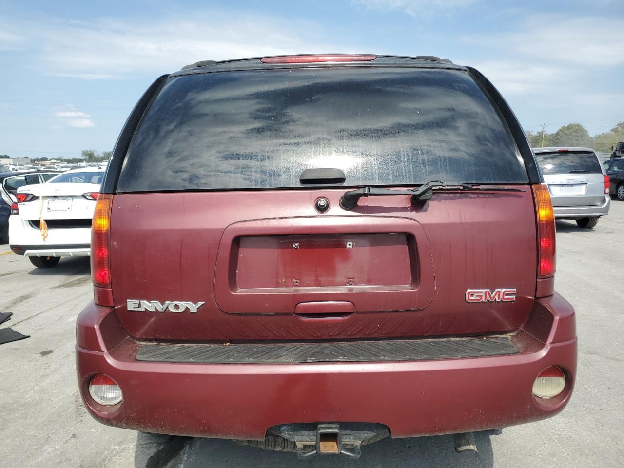 2005 GMC Envoy - Image 6