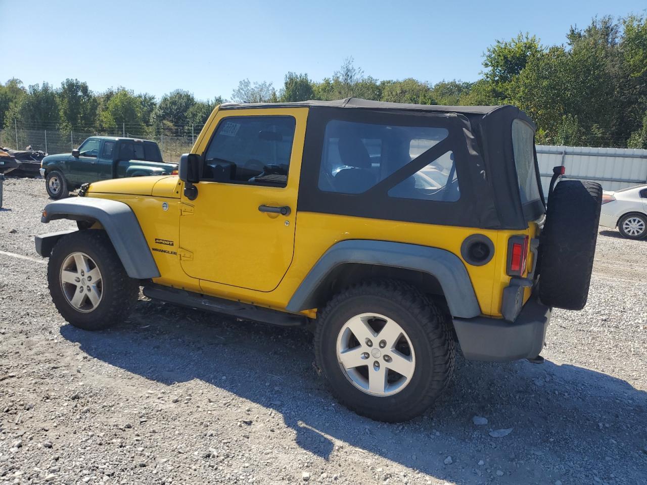 2011 Jeep Wrangler Sport - Фото 2