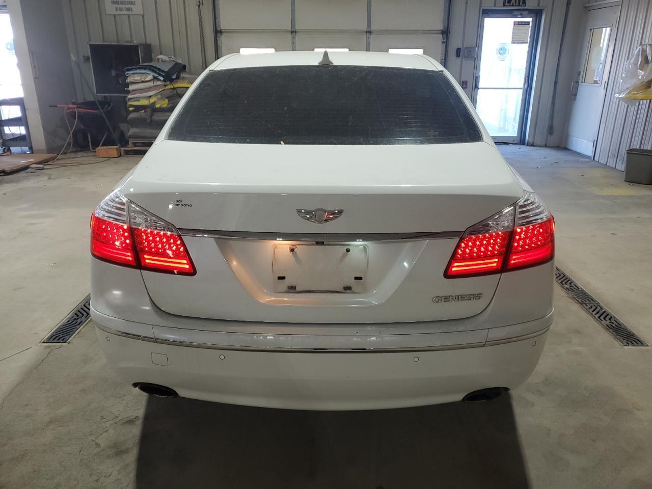 2009 Hyundai Genesis 3.8L - Фото 6