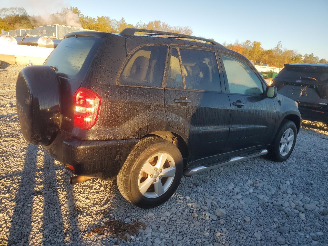 2004 Toyota Rav4 Base - Image 3