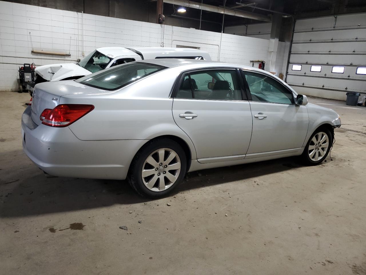 2007 Toyota Avalon Xl - Фото 3
