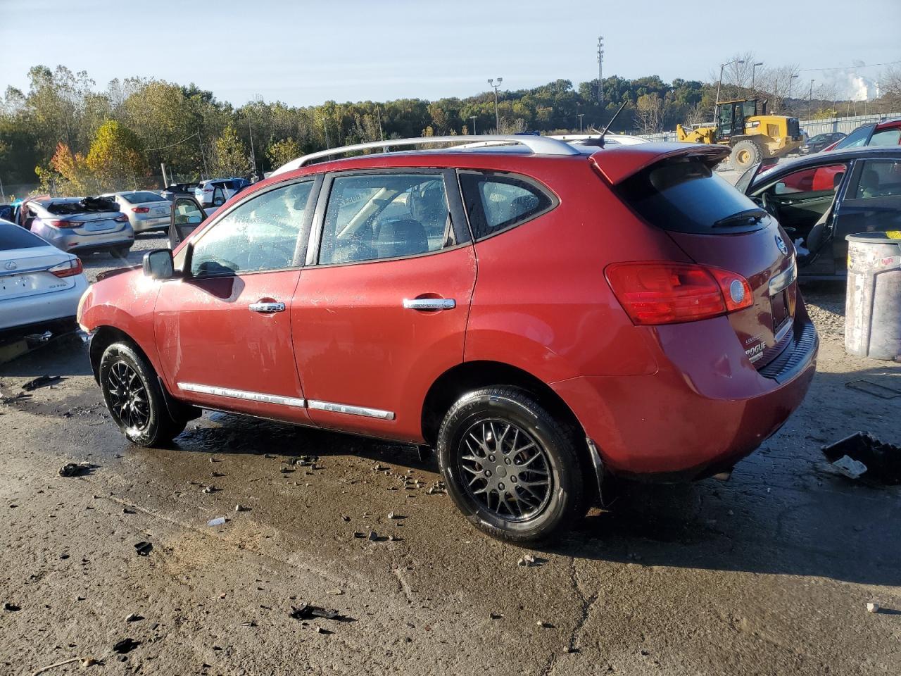 2015 Nissan Rogue Select S - Фото 2