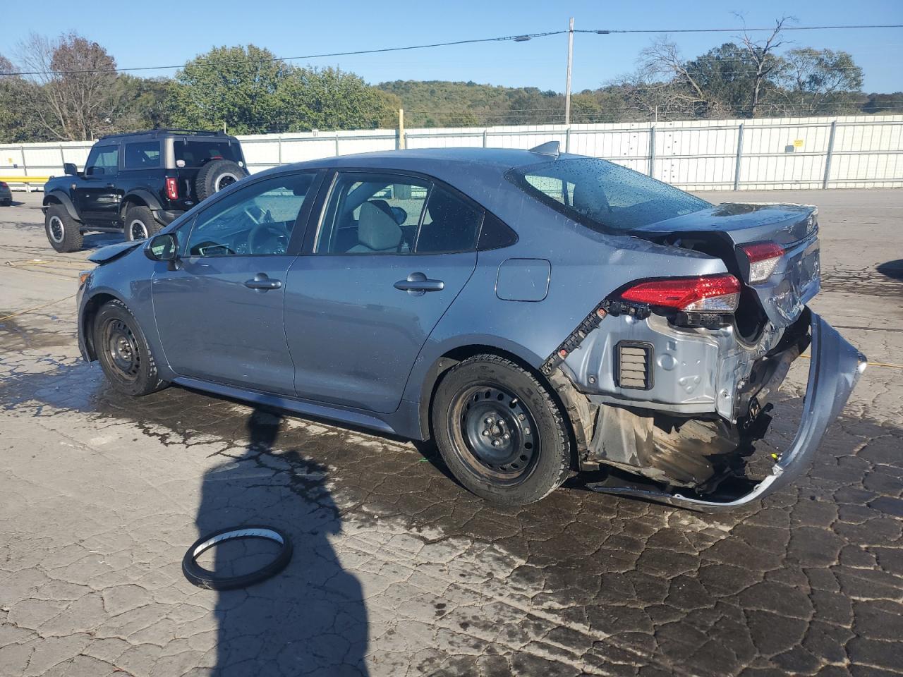 2021 Toyota Corolla Le - Фото 2