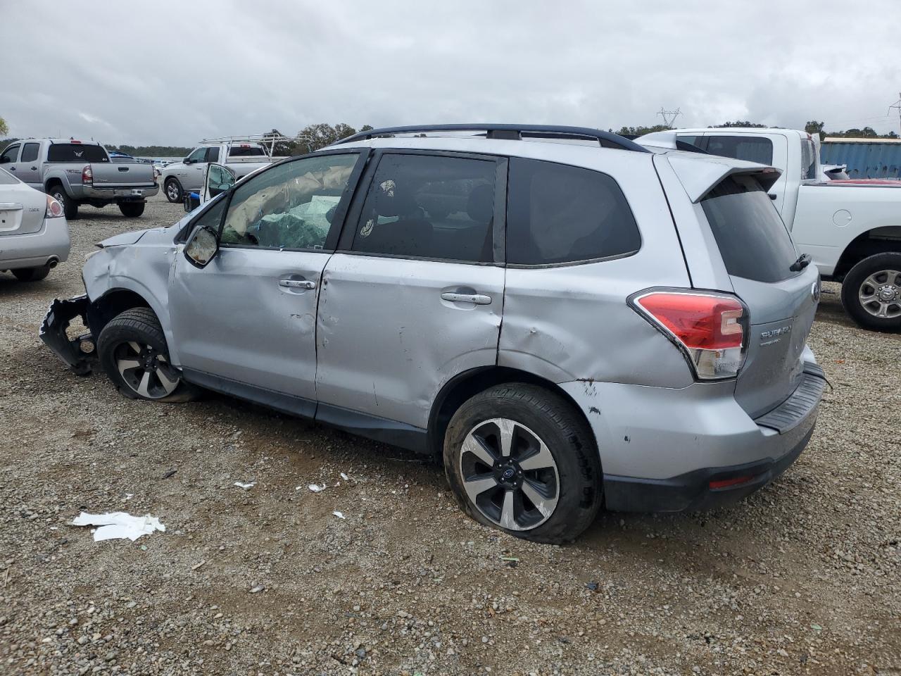 2018 Subaru Forester 2.5I Premium - Image 2