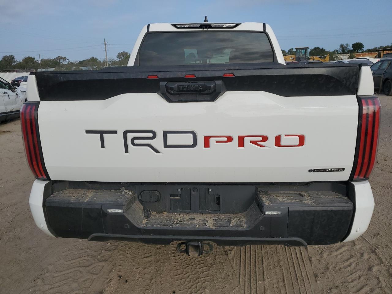 2025 Toyota Tundra Crewmax Limited - Фото 6