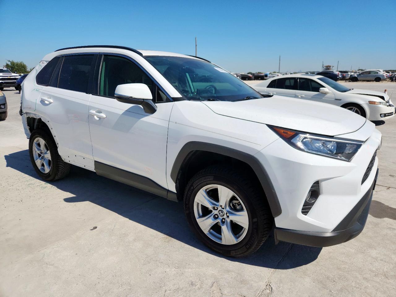 2020 Toyota Rav4 Xle - Фото 4