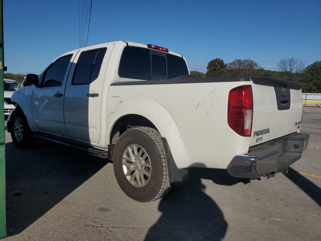 2018 Nissan Frontier S - Image 2