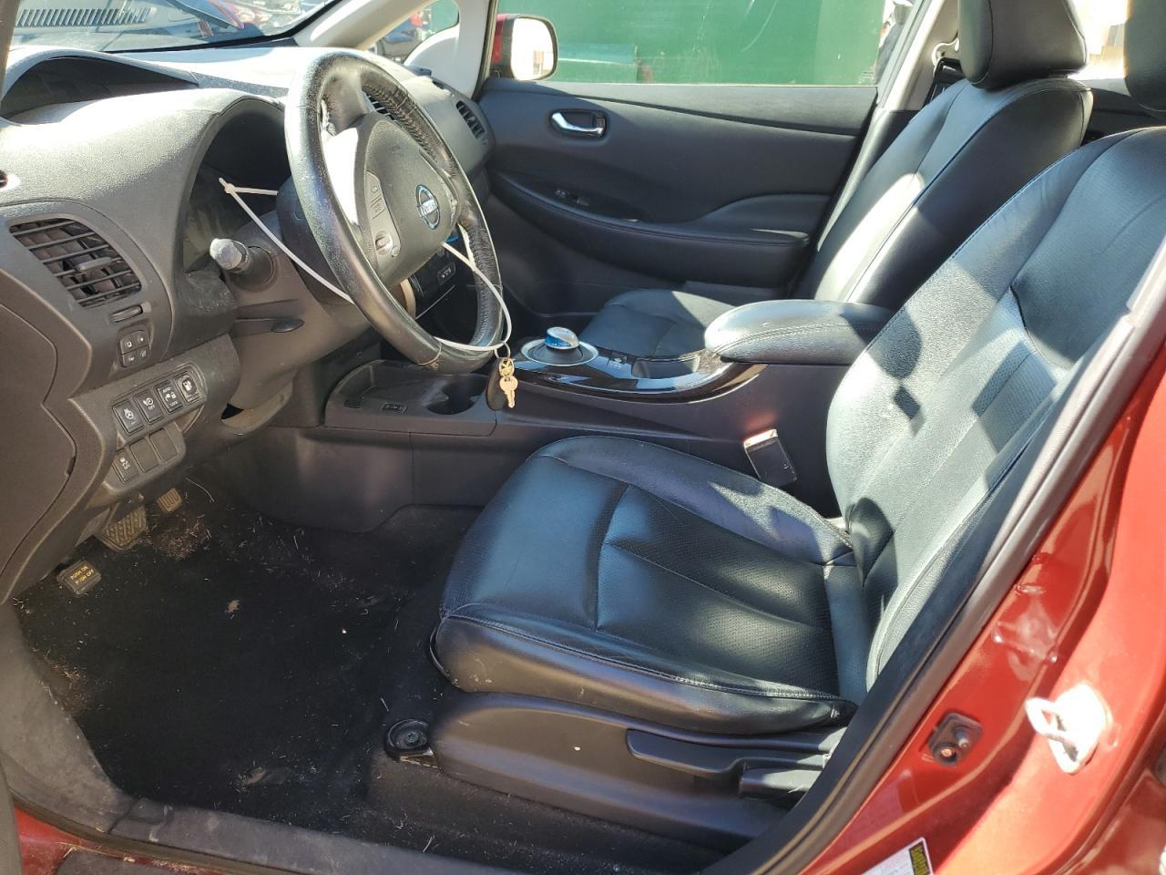 2014 Nissan Leaf S - Image 7