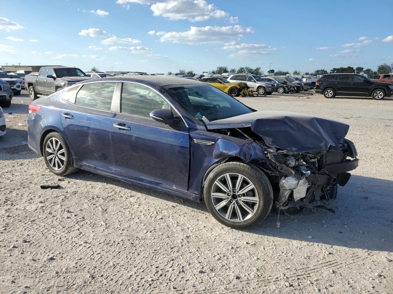 2019 Kia Optima Lx - Image 4